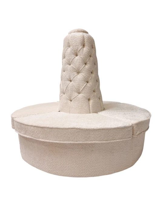 Hollywood Regency Round Banquet Settee Tufted Lobby Sofa in Bouclé, 1980s